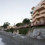 Casa Tiki